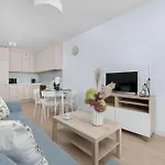 Michalczyka Modern With Parking And Balcony Next To The Odra River By Renters *